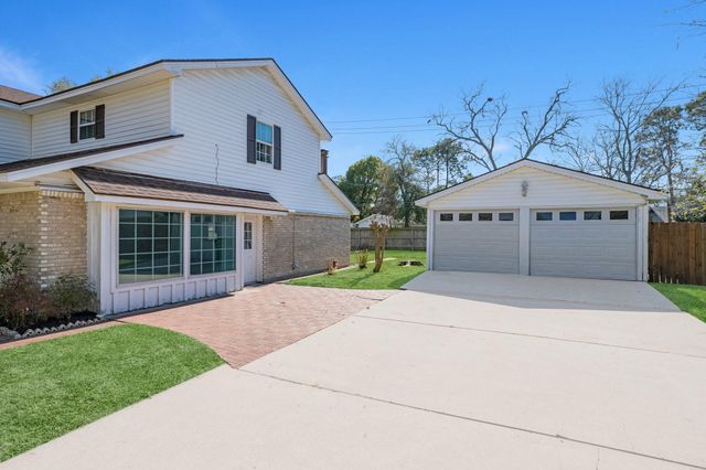 5105 Interlachen Street, Baytown, TX 77521