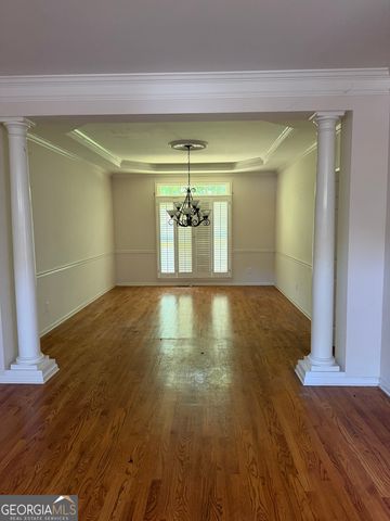 310 Carriage Oaks Drive, Tyrone, GA 30290