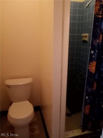 421 Harris Road, Richmond Heights, OH 44143