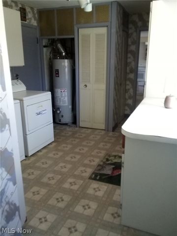 421 Harris Road, Richmond Heights, OH 44143