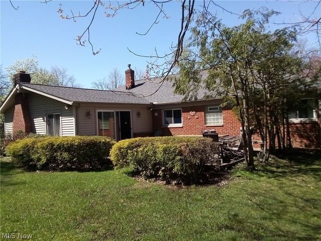 421 Harris Road, Richmond Heights, OH 44143