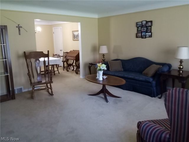 421 Harris Road, Richmond Heights, OH 44143