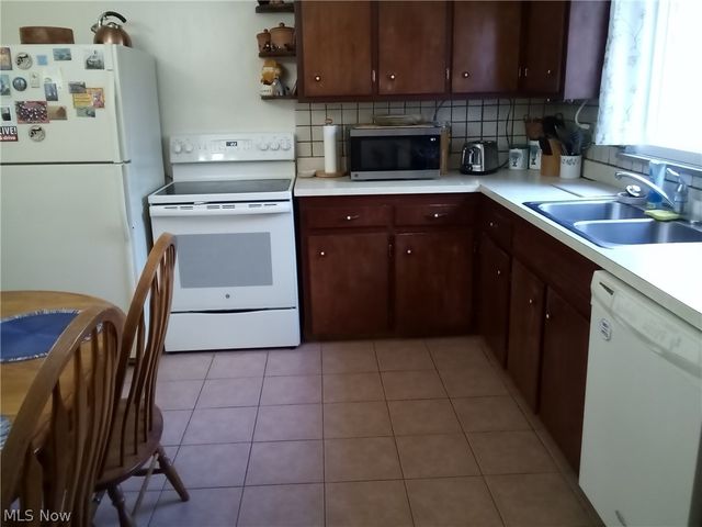 421 Harris Road, Richmond Heights, OH 44143