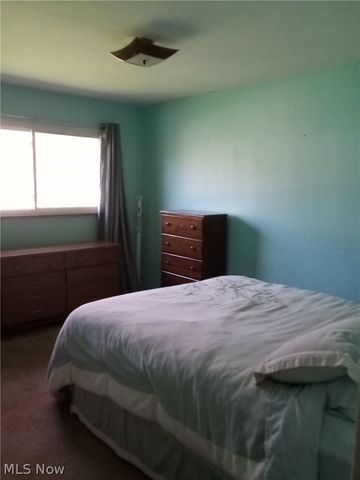 421 Harris Road, Richmond Heights, OH 44143