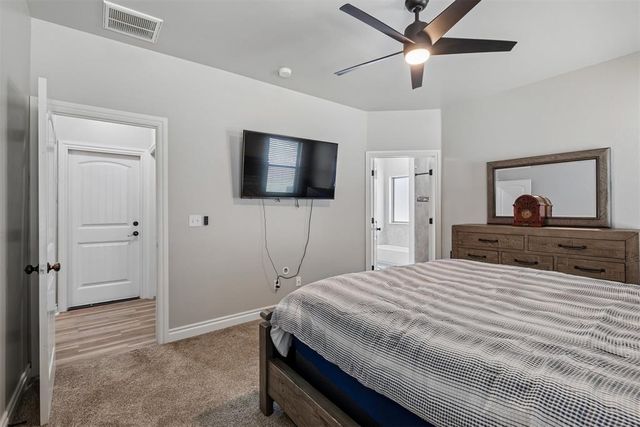 17252 Meadow Lake Circle, Newalla, OK 74857