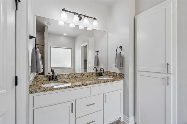 17252 Meadow Lake Circle, Newalla, OK 74857