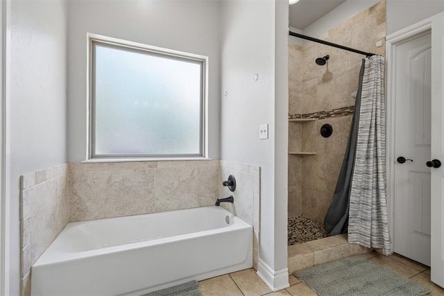 17252 Meadow Lake Circle, Newalla, OK 74857