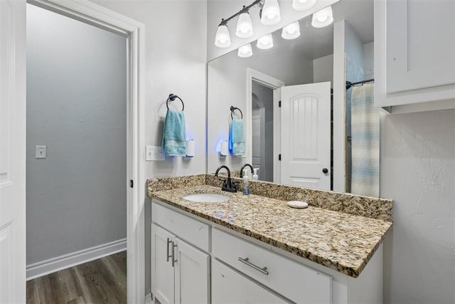 17252 Meadow Lake Circle, Newalla, OK 74857