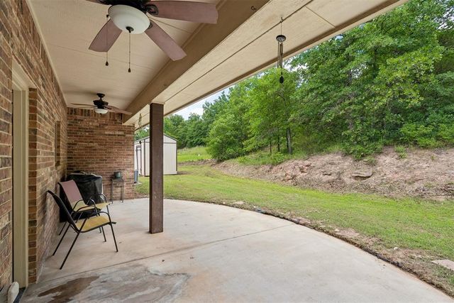 17252 Meadow Lake Circle, Newalla, OK 74857