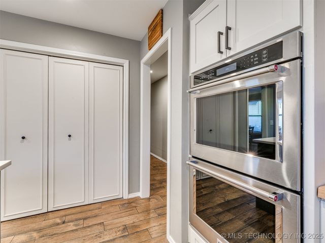 8621 S Fawnwood Court, Broken Arrow, OK 74011