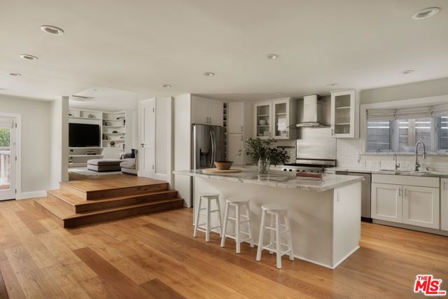 4753 Ambrose Avenue, Los Angeles, CA 90027