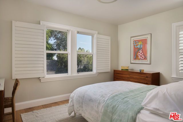 4753 Ambrose Avenue, Los Angeles, CA 90027