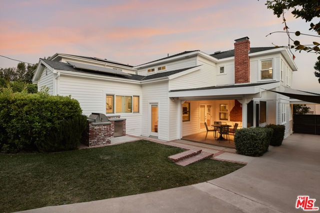 4753 Ambrose Avenue, Los Angeles, CA 90027
