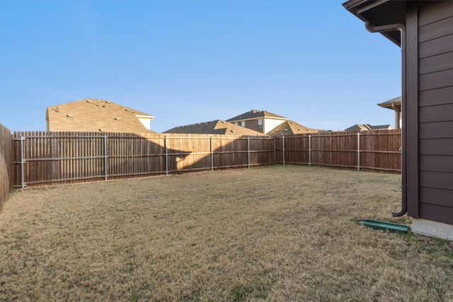 1025 Mason Street, Aubrey, TX 76227