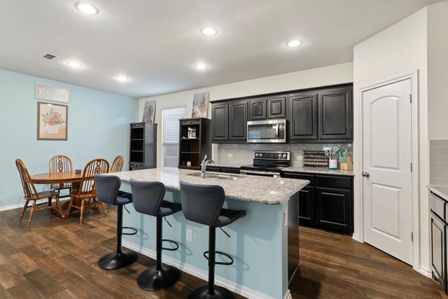 1025 Mason Street, Aubrey, TX 76227