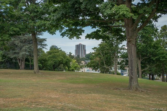 126 Church Street 3M, New Rochelle, NY 10805