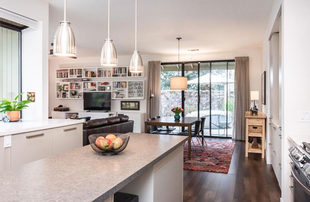 11770 Beaver Bar Ct, Gold River, CA 95670