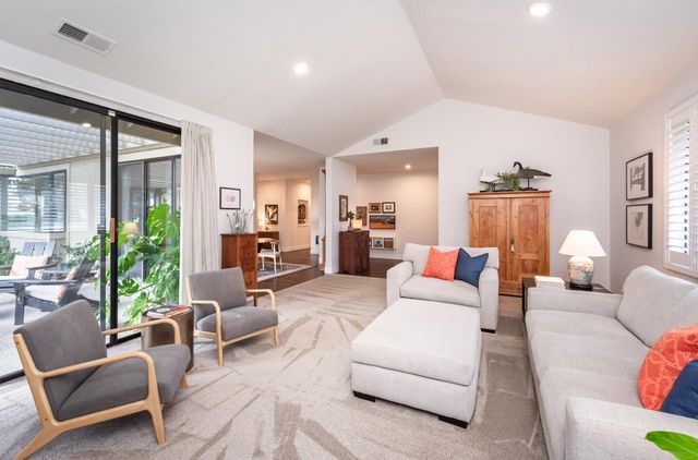 11770 Beaver Bar Ct, Gold River, CA 95670