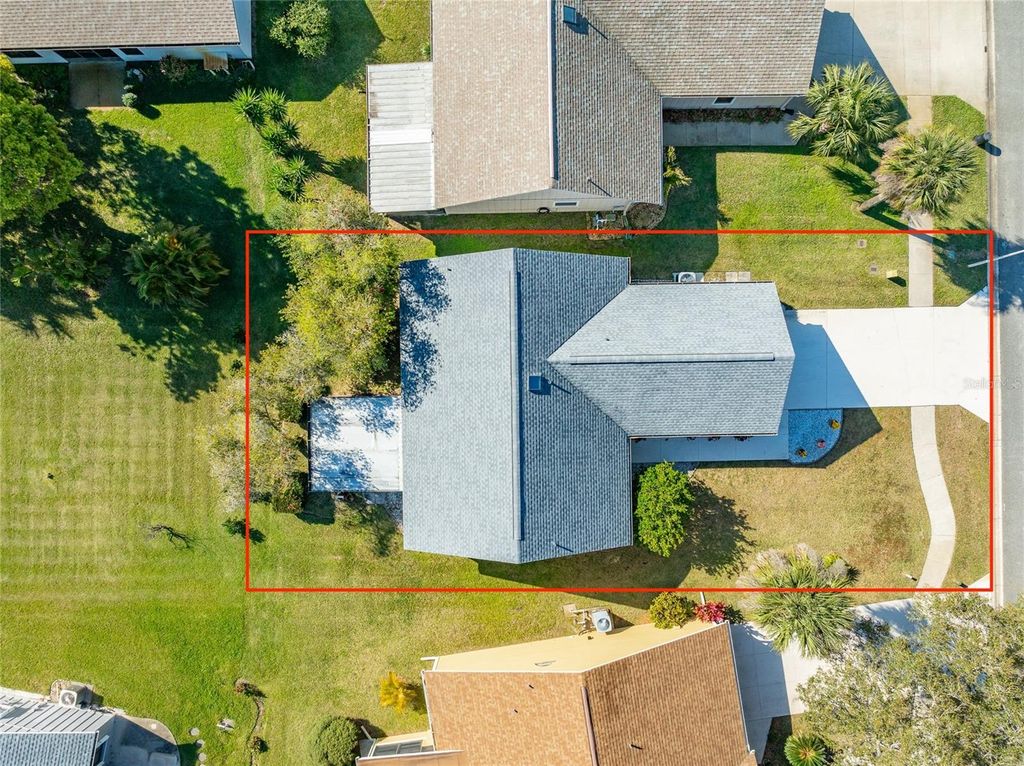 Image 28 of property listing at 704 SKY TREE COURT, New Smyrna Beach, FL 32168