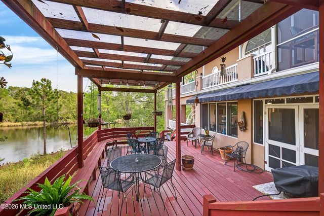 10418 Malahini Place, Diamondhead, MS 39525