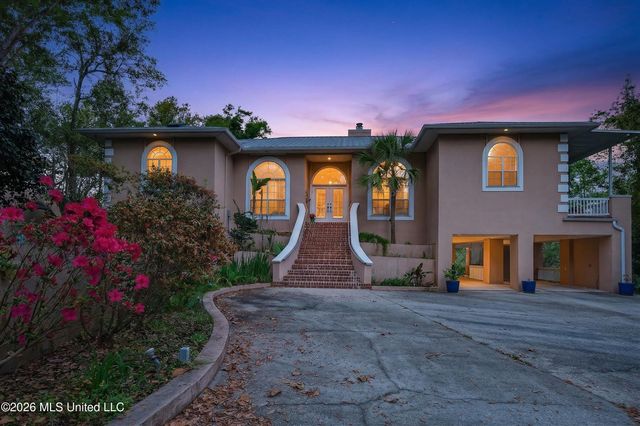 10418 Malahini Place, Diamondhead, MS 39525