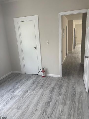 33 Rose Terrace, Newark City, NJ 07108
