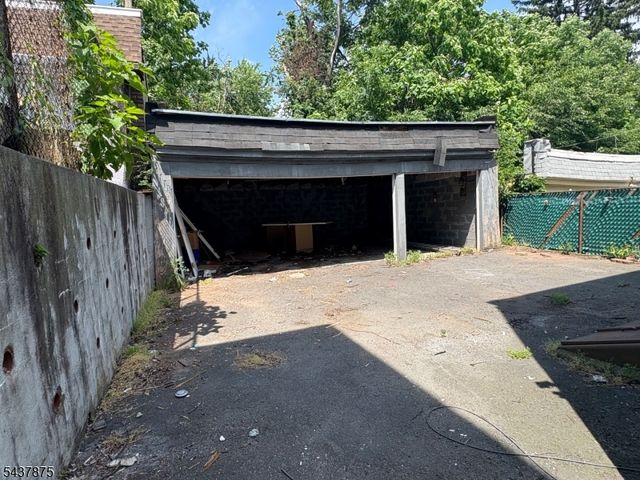 33 Rose Terrace, Newark City, NJ 07108