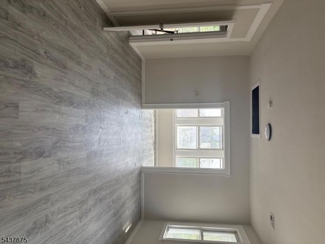 33 Rose Terrace, Newark City, NJ 07108