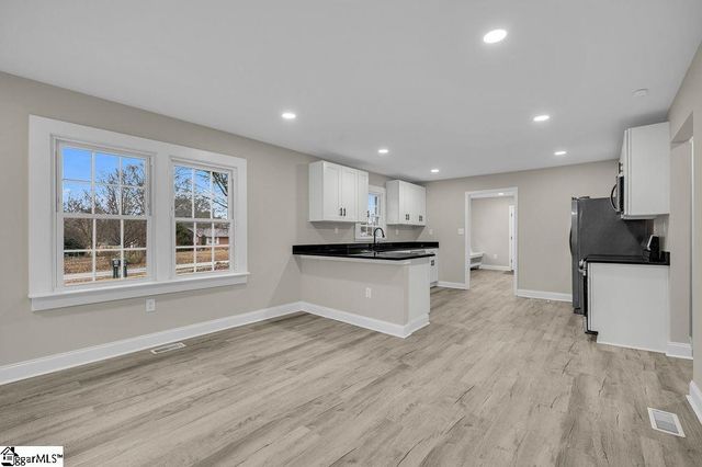 502 Mcalister Road, Williamston, SC 29697