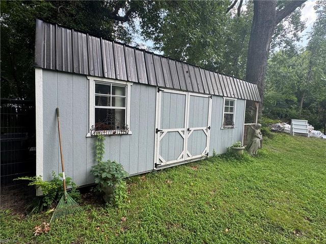40 Franklin RD, Newport News, VA 23601