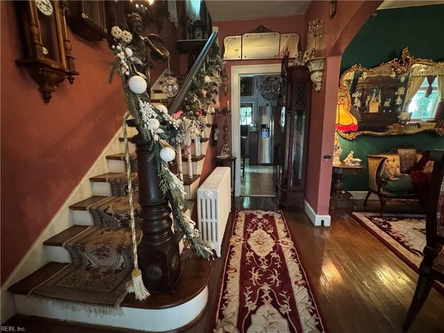 40 Franklin RD, Newport News, VA 23601