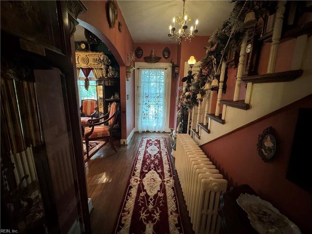 40 Franklin RD, Newport News, VA 23601