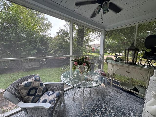 40 Franklin RD, Newport News, VA 23601