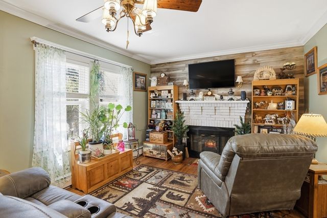 64 Winthrop St, Rehoboth, MA 02769