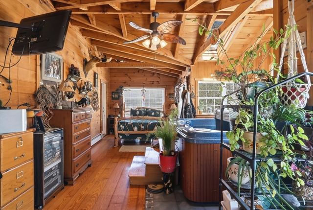 64 Winthrop St, Rehoboth, MA 02769