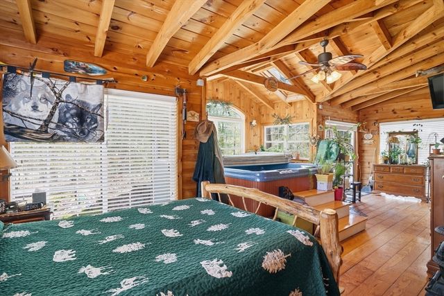64 Winthrop St, Rehoboth, MA 02769