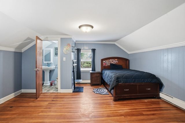 64 Winthrop St, Rehoboth, MA 02769