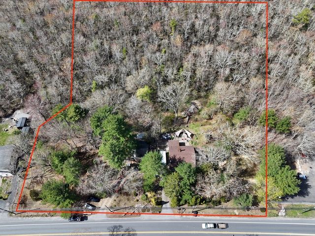 64 Winthrop St, Rehoboth, MA 02769