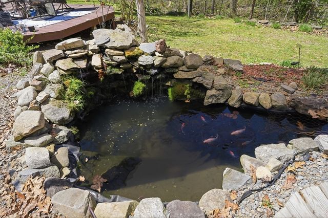 64 Winthrop St, Rehoboth, MA 02769