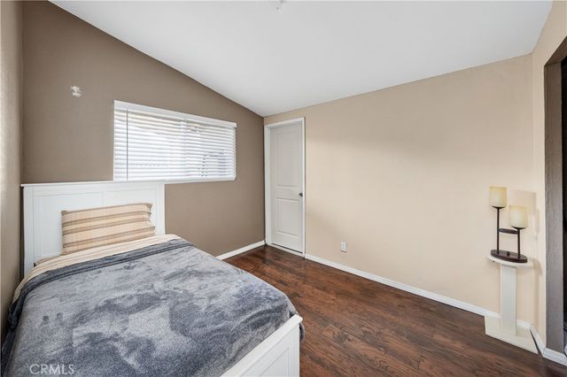 19026 Stillmore, Canyon Country, CA 91351