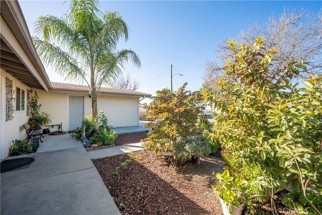 19026 Stillmore, Canyon Country, CA 91351