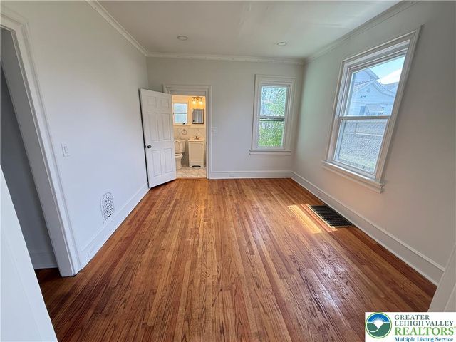 314 North Garfield Avenue, Lackawanna, PA 18504