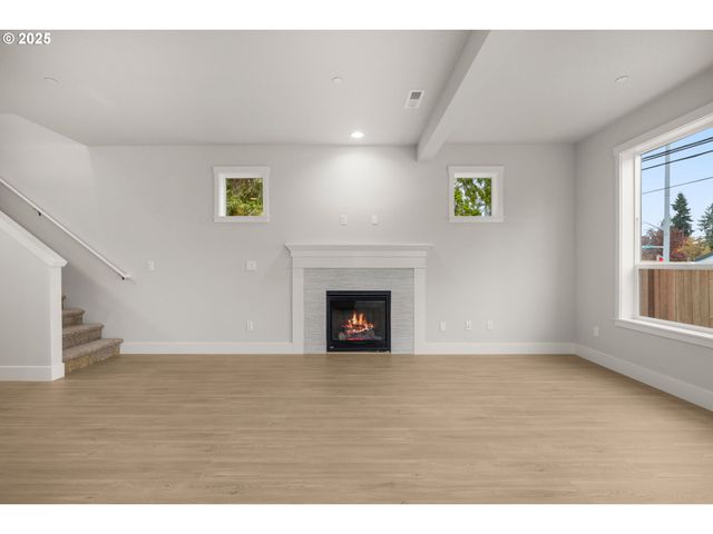 4655 Se Steelhead Ct, Hillsboro, OR 97123