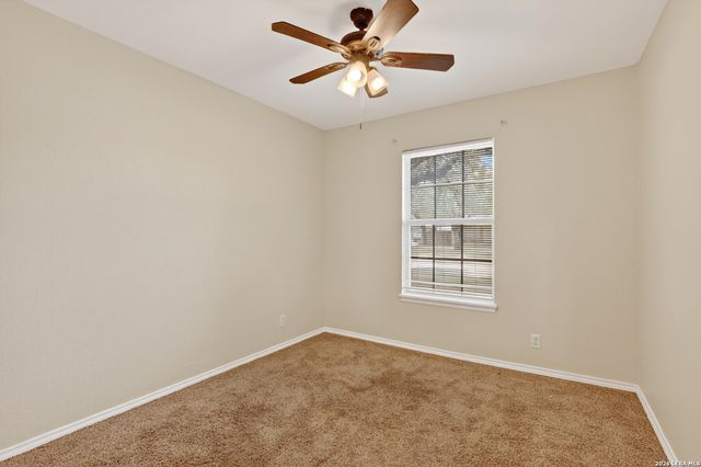 1112 MAIA ST, Pleasanton, TX 78064
