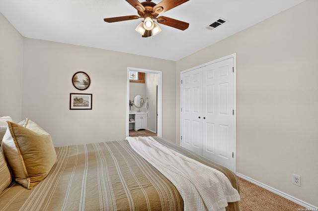 1112 MAIA ST, Pleasanton, TX 78064