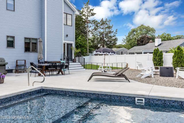 24 Diane Drive, Brick, NJ 08724