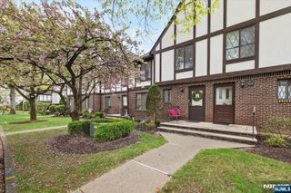 502 Piermont Avenue T502, River Vale, NJ 07675