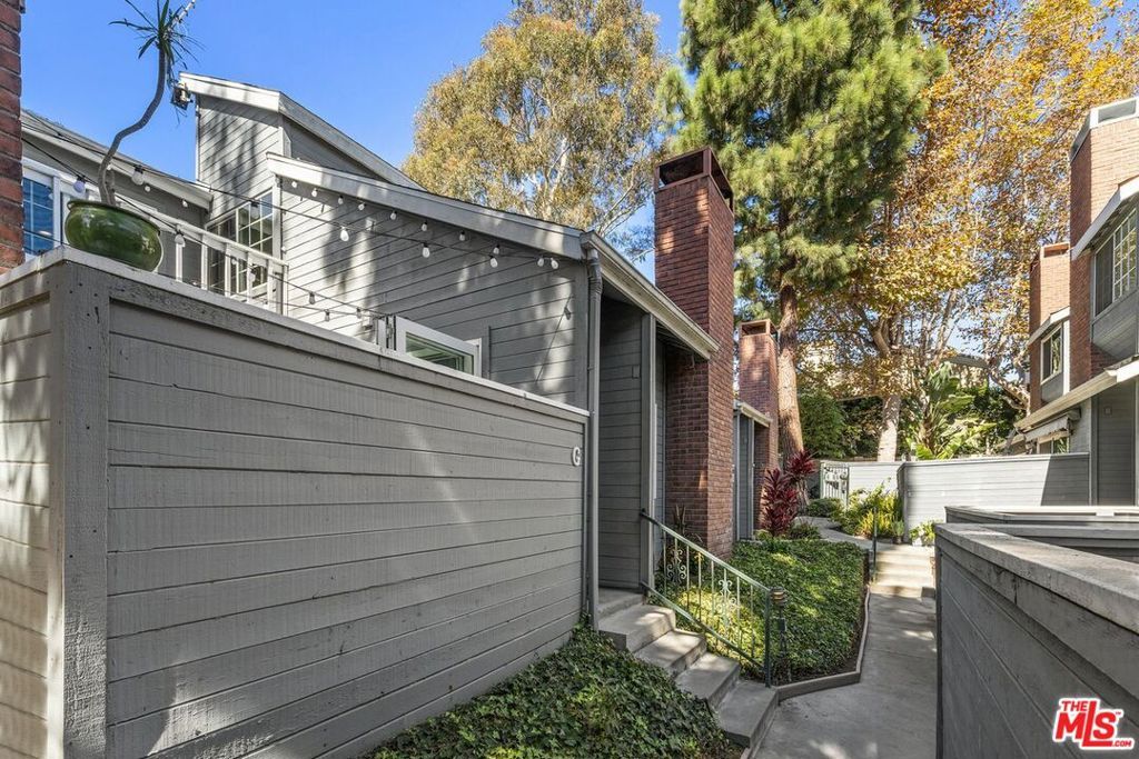 1917 Nelson Avenue G, Redondo Beach, CA 90278 — photo 4