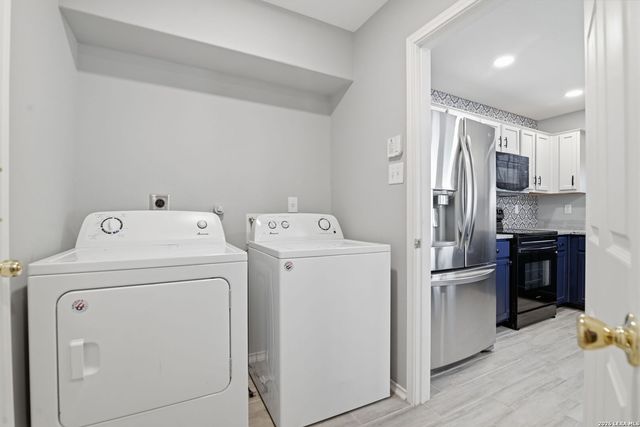 655 RATTLER BLUFF, San Antonio, TX 78251