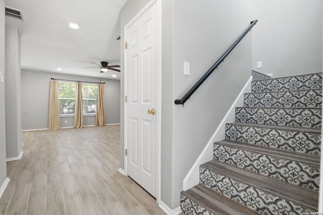 655 RATTLER BLUFF, San Antonio, TX 78251